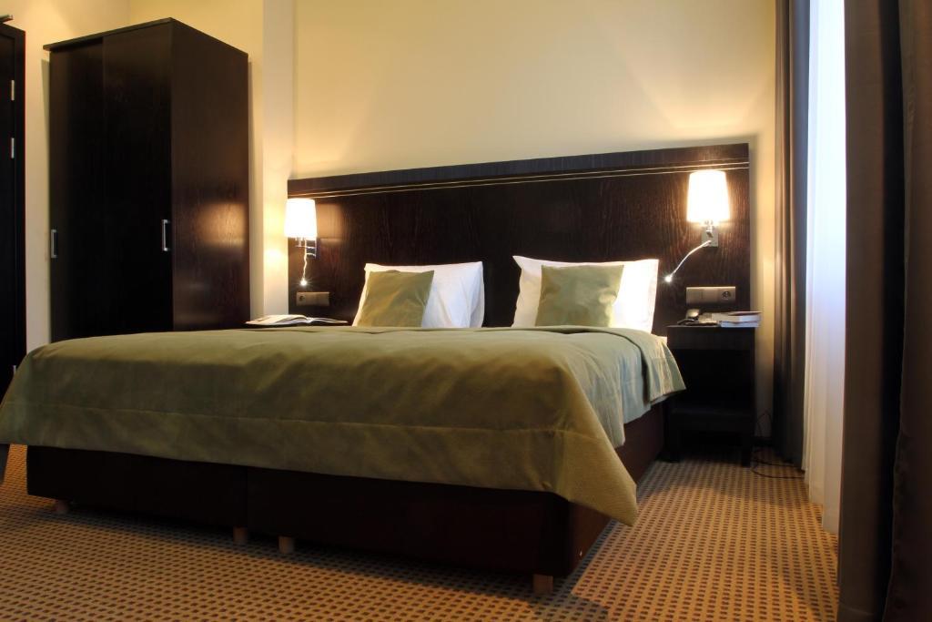 Hotel Fado Spa & Restaurant 스비드니카 객실 사진
