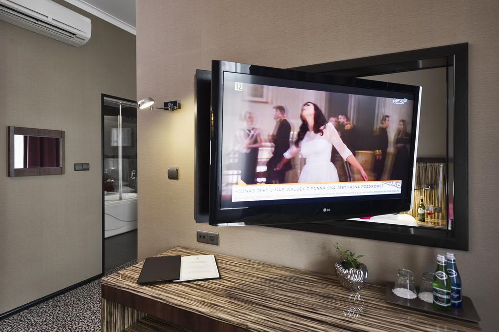 Hotel Fado Spa & Restaurant 스비드니카 외부 사진
