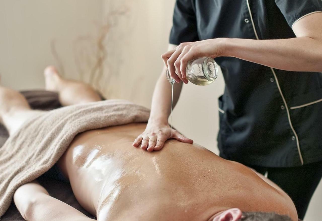 Hotel Fado Spa & Restaurant 스비드니카 외부 사진