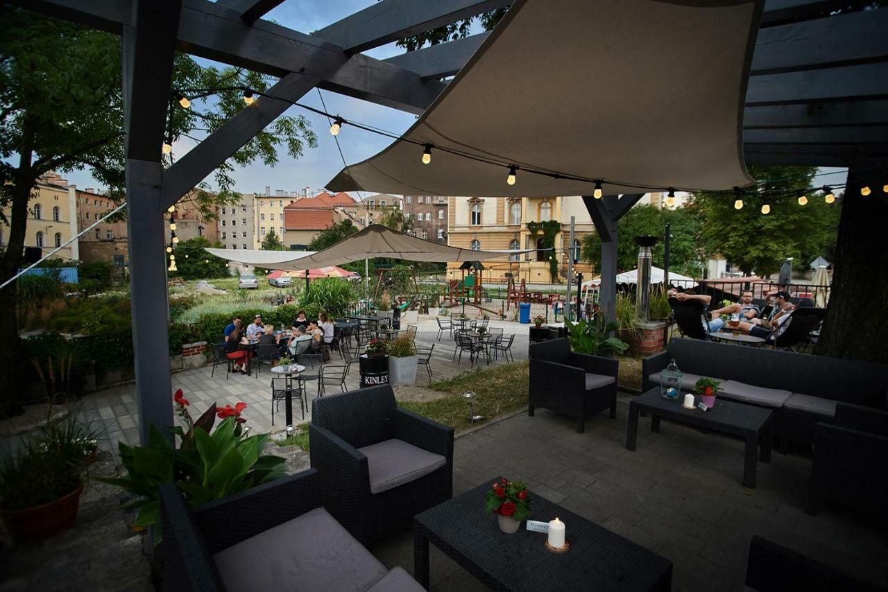 Hotel Fado Spa & Restaurant 스비드니카 외부 사진